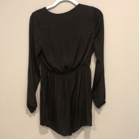 Satin romper - Picture 3 of 3